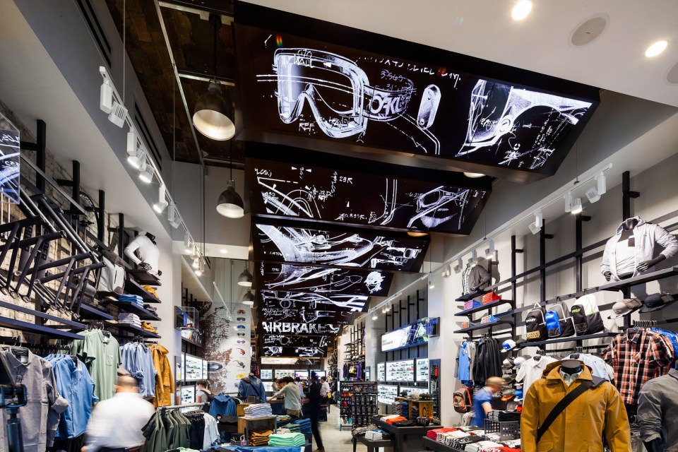 New Oakley's flagship store: a futuristic museum or a high-tech bunker? -  USA news