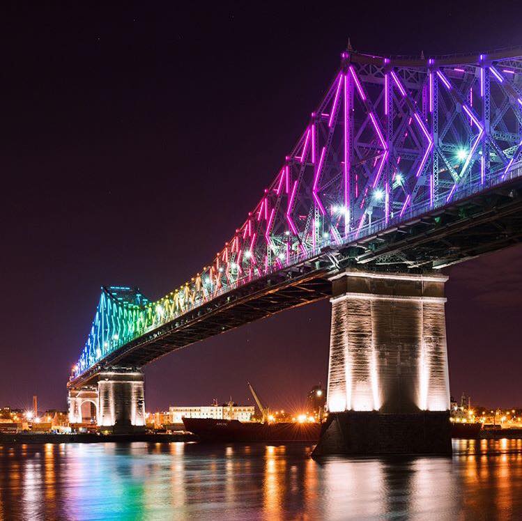 Jacques Cartier bridge lights | Moment 