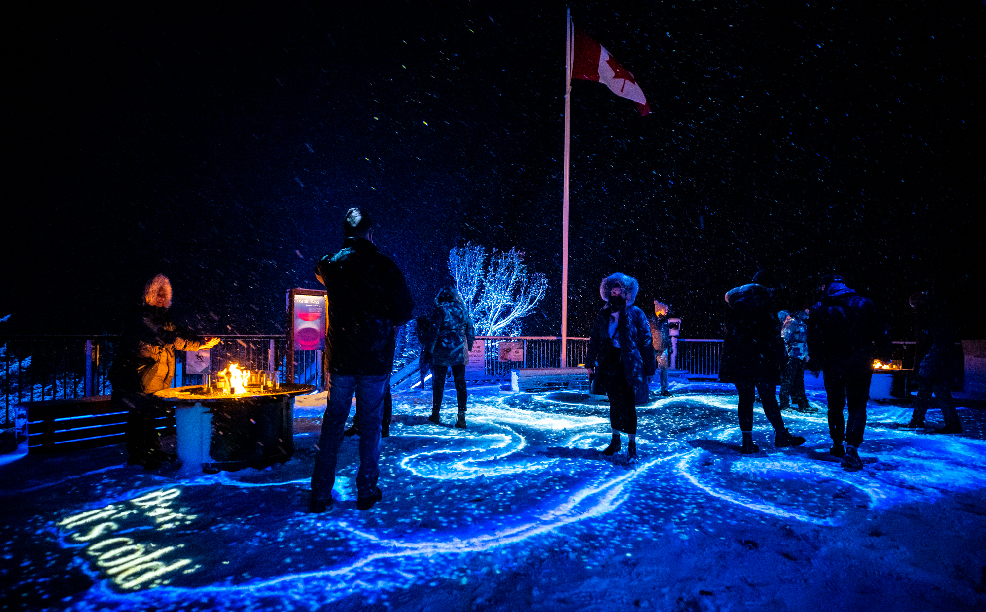 NIGHTRISE, A NEW BANFF GONDOLA EXPERIENCE, OPENS AT SULPHUR MOUNTAIN |  Moment Factory